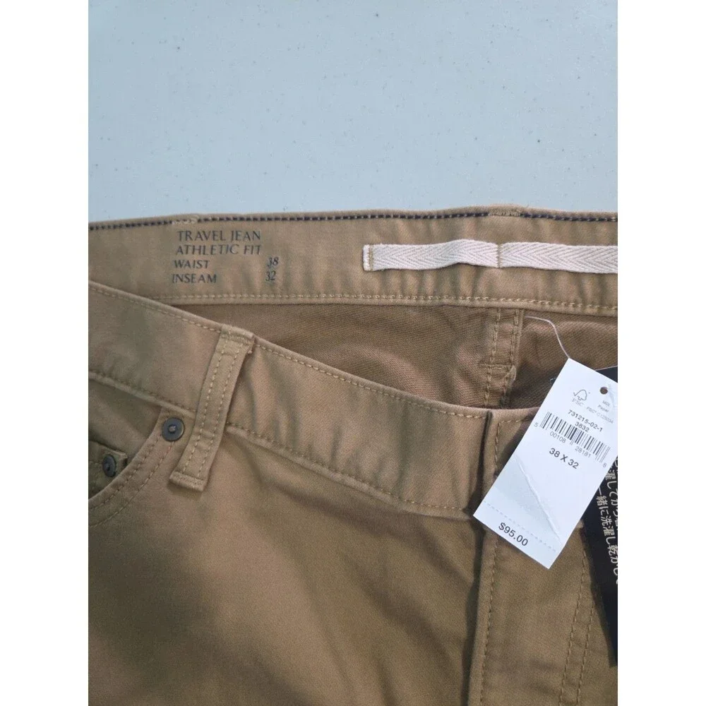 Banana Republic Traveler Jeans Mens 38x32 Tan new with tags Athletic Fit Stretch
